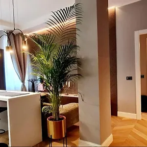 Appartamento V28, Milano