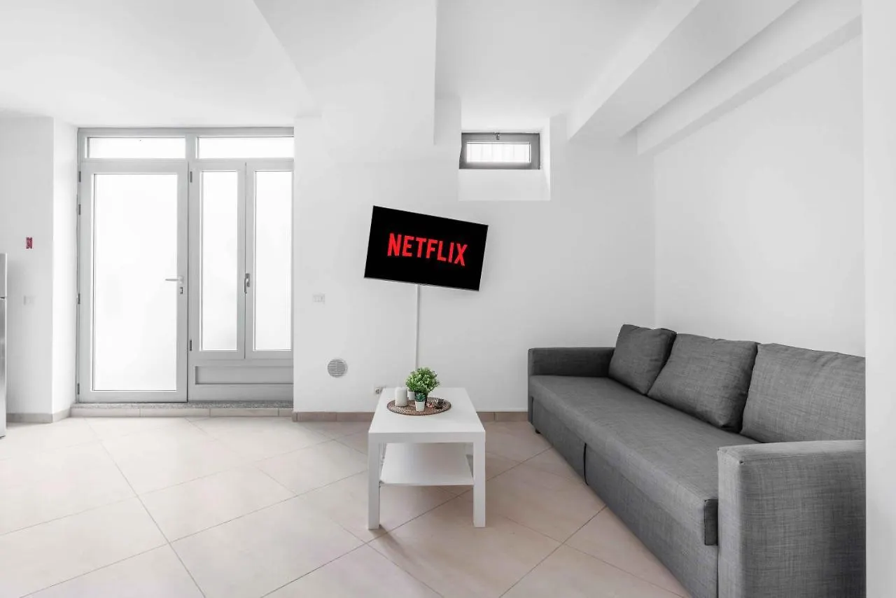Appartamento Sc4 -Affori - Niguarda- Garden- Spacious- Milano