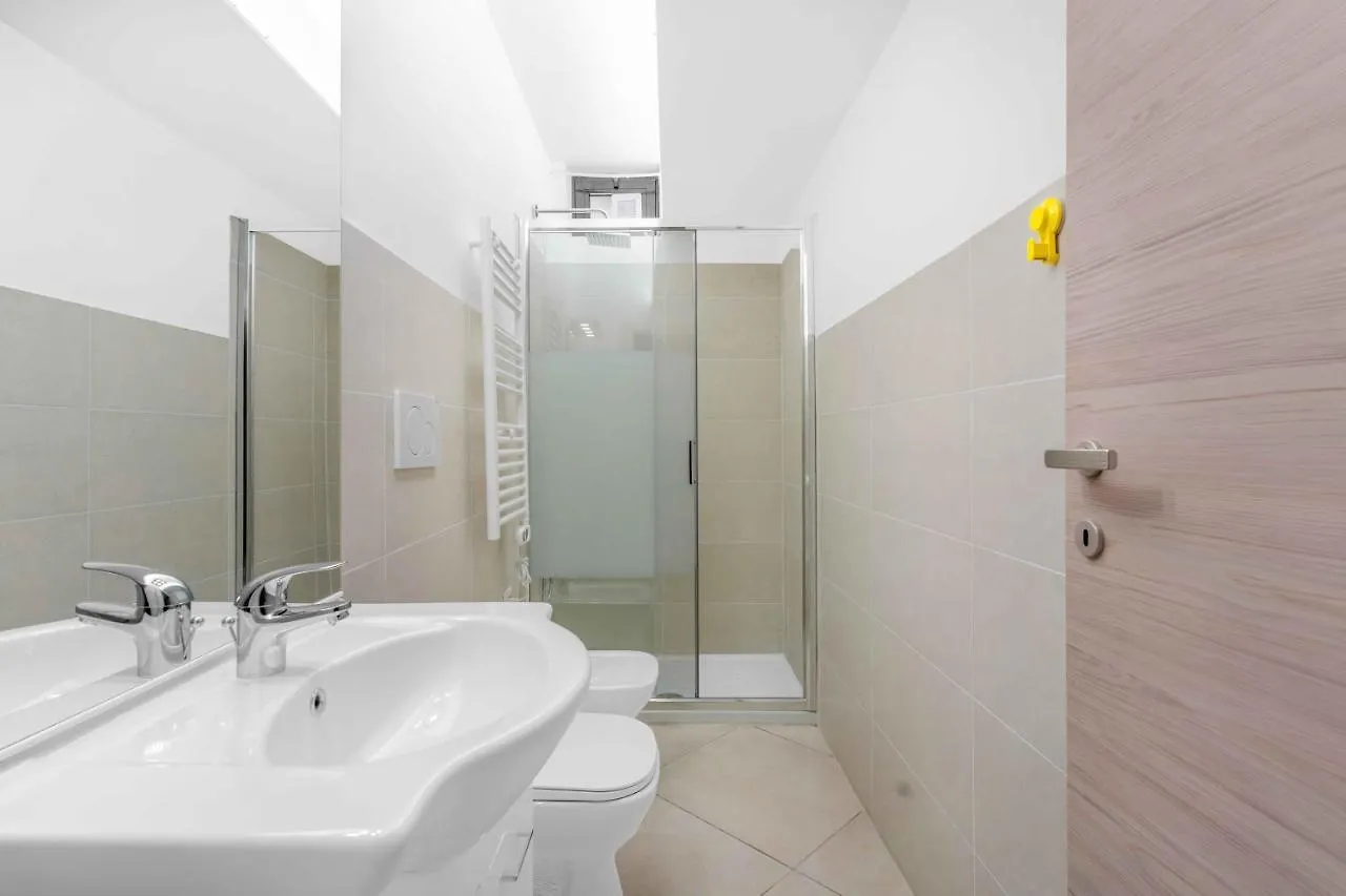 Appartamento Sc4 -Affori - Niguarda- Garden- Spacious- Milano